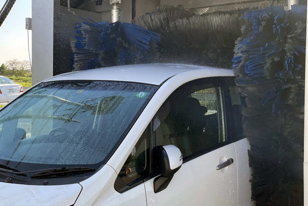 雨の日の洗車機は拭かない理由と気になる点