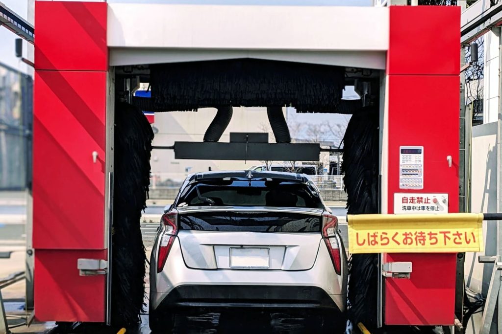 雨の日でも洗車機に入れる人の心理