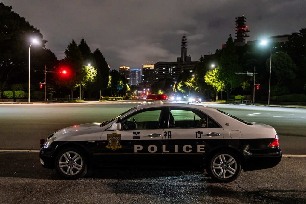 夜中に防犯ブザーが鳴りっぱなしだと警察が来る？