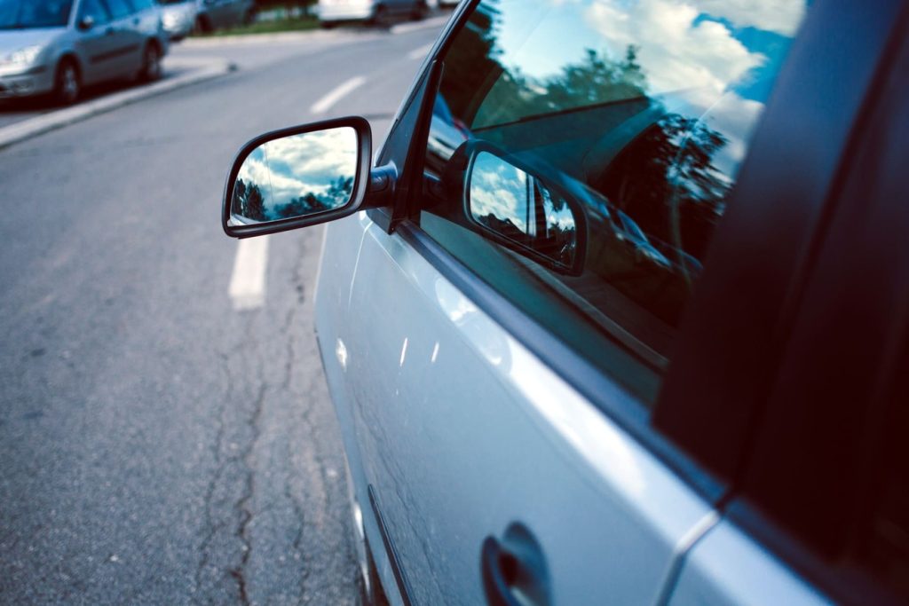 サイドミラーのレンズ交換だけでも効果ある？