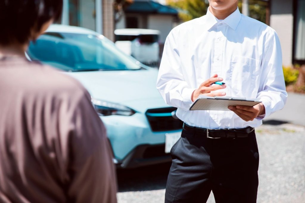 中古車の納車まで1ヶ月の理由を考察