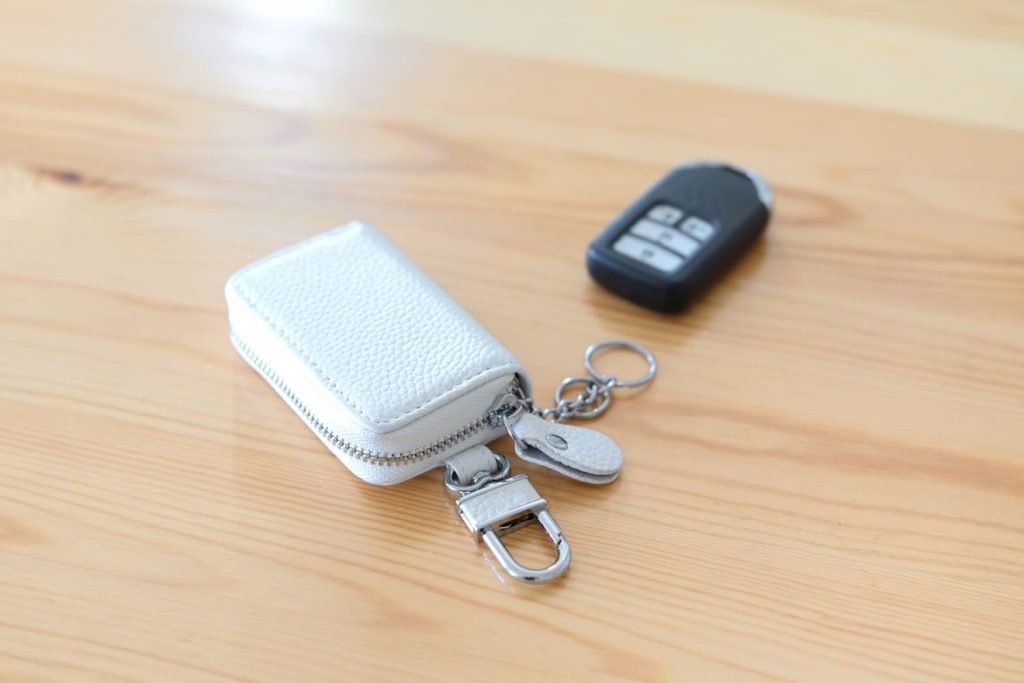 スマートキーを持ち歩く際の注意点