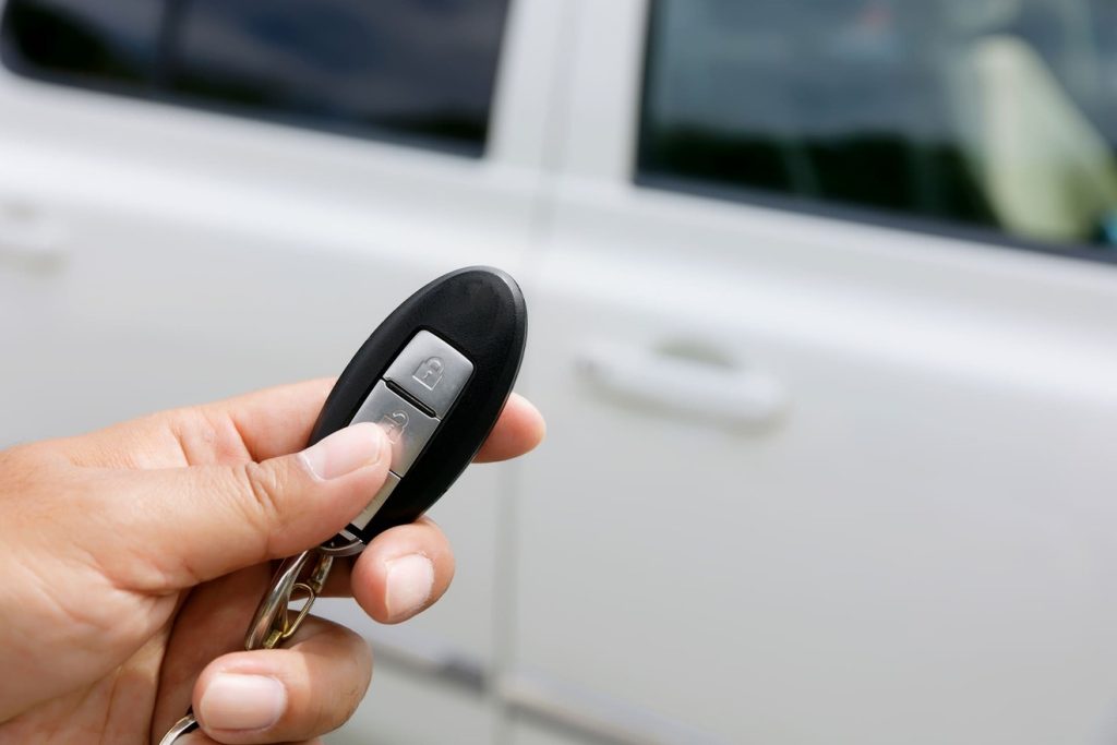 スマートキーをどうやって持ち歩くか対処法