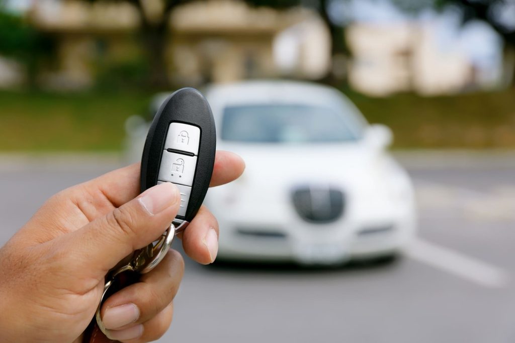 スマートキーをどうやって持ち歩くか考察