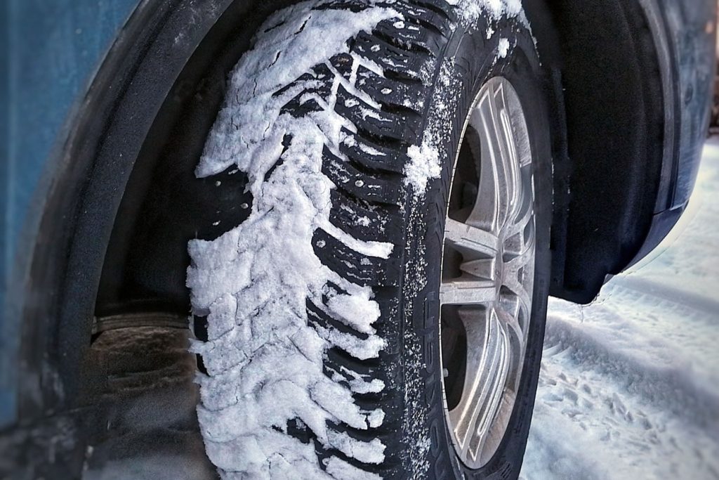 オープンカントリーRTは冬タイヤ規制に対応？