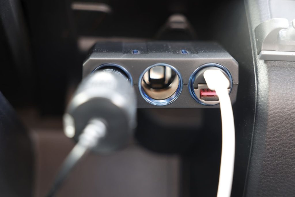 シガーソケットを繋ぎっぱなしにするとどうなる？