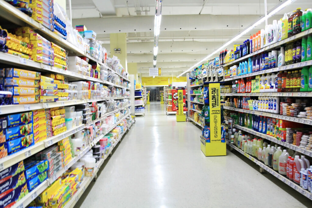 カーシャンプーはドラッグストアにも売ってる？