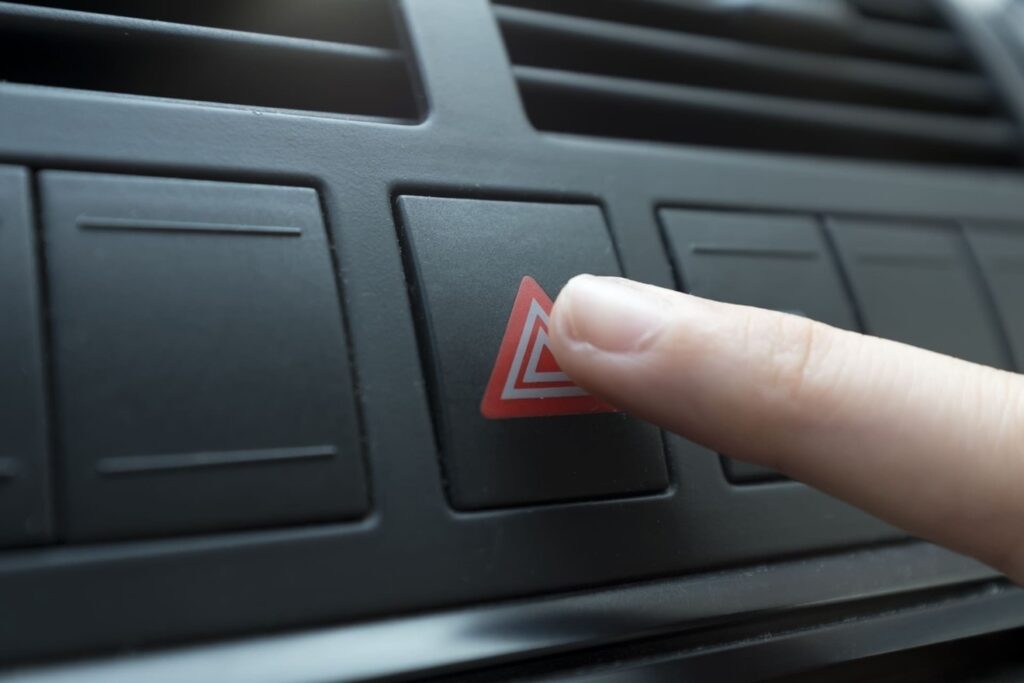 サンキューハザードがうざいと思われない方法