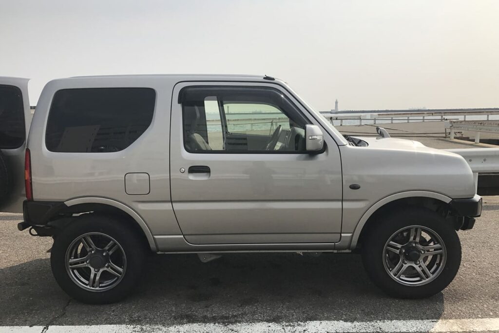 ジムニーのシルバーは本当にダサいのか考察